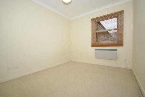 1 bedroom apartment to rent, Birchett Road, Hants GU11