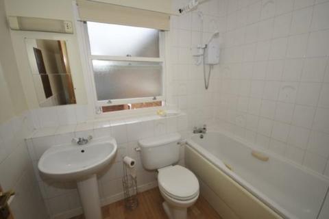 1 bedroom apartment to rent, Birchett Road, Hants GU11