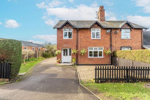 4 bedroom semi-detached house for sale, London Road, Shadingfield