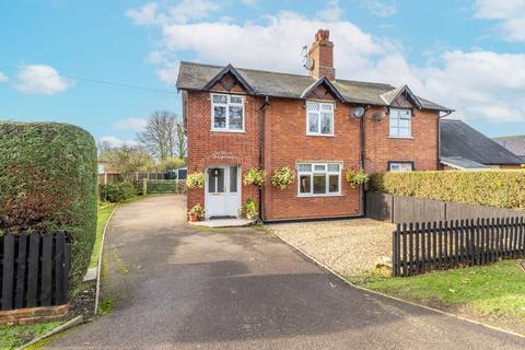 4 bedroom semi-detached house for sale, London Road, Shadingfield