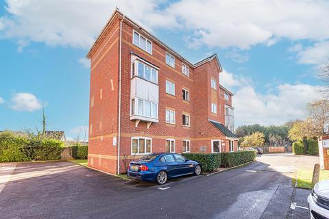 2 bedroom flat for sale, Ascot Court, Aldershot GU11