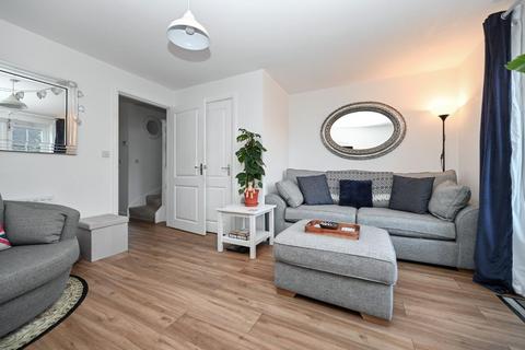 25 Alva Close, Guiseley, Leeds, LS20 9PS