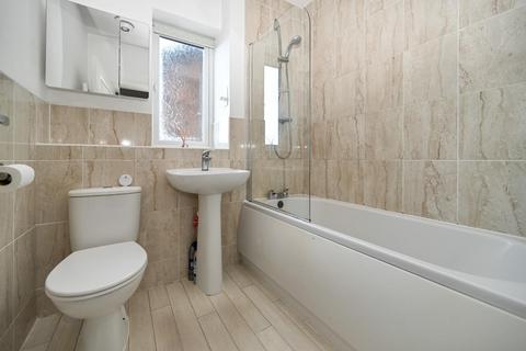 25 Alva Close, Guiseley, Leeds, LS20 9PS