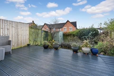25 Alva Close, Guiseley, Leeds, LS20 9PS