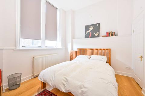 2 bedroom flat for sale, Ensign Street, City, London, E1