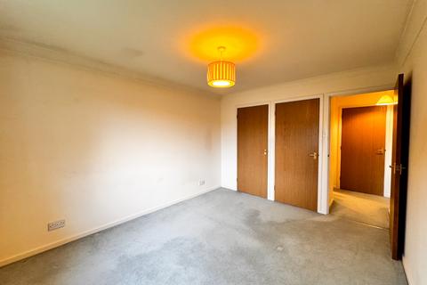 1 bedroom apartment for sale, Flat 8, Bryntirion Court, Cheveley Road, Newmarket, Suffolk