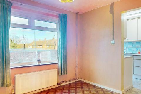 89 Nether Priors, Basildon, SS14 1LS