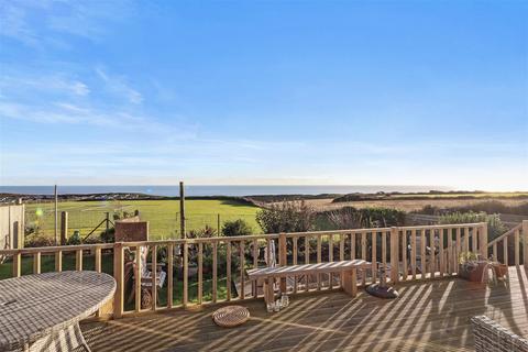 5 bedroom chalet for sale, Harbour View Road, Newhaven