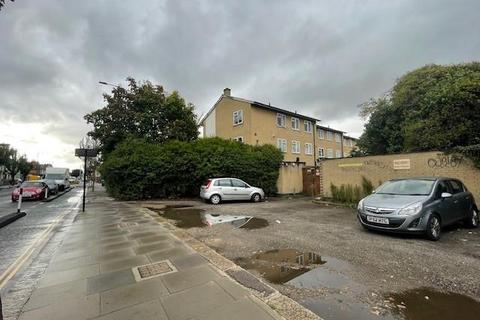 2 bedroom flat to rent, Hertford Road, Edmonton, N9