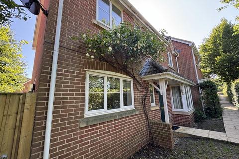 18 Smiths Close, Pewsey, SN9 5JT