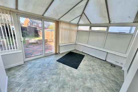 3 bedroom end of terrace house to rent, City Way, Rochester ME1