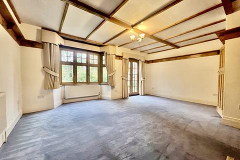 4 bedroom detached house to rent, Waxwell Lane, Pinner HA5