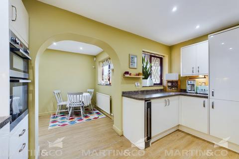 Glenhaven High Street, Campsall, Doncaster, DN6 9AF