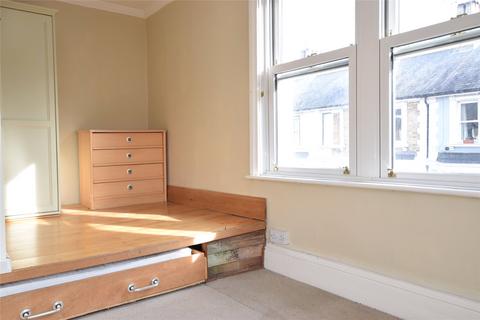 Studio to rent, Mountfield Road, Kent TN1