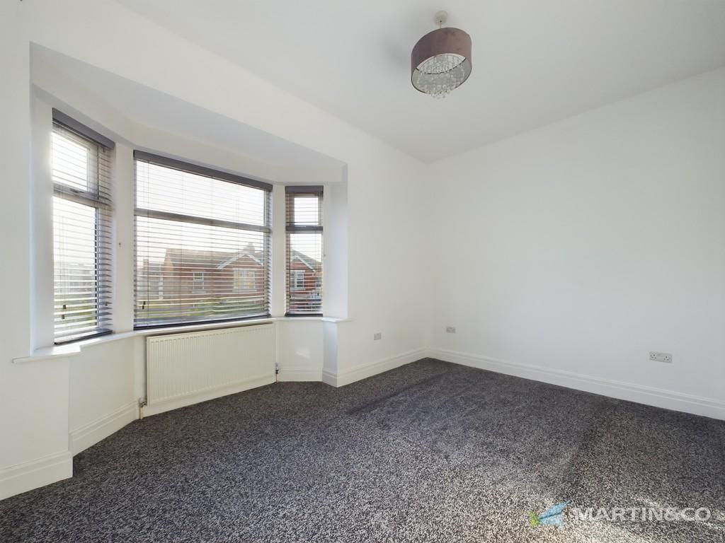 Master Bedroom (1)