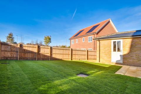 4 bedroom end of terrace house for sale, Woodlands Park, New Homes