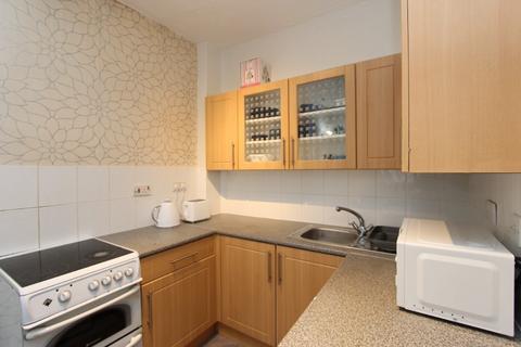 2 bedroom flat to rent, Largo Place, Leith, Edinburgh, EH6