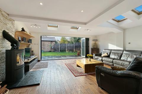 5 bedroom link detached house for sale, Millers Road, Cambridge CB23