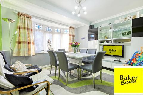 5 Coppice Path, Chigwell, IG7 4AW