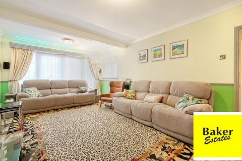 5 Coppice Path, Chigwell, IG7 4AW