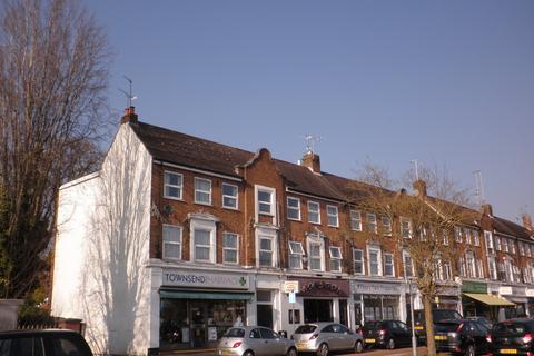 2 bedroom flat to rent, REIGATE