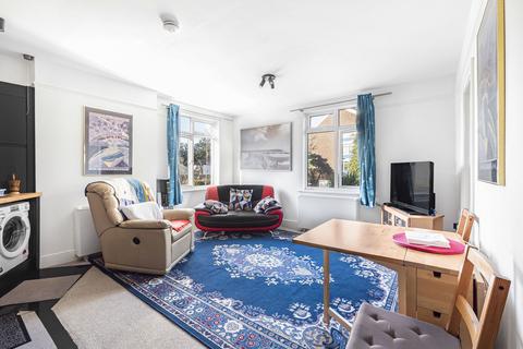 2 bedroom apartment for sale, St Augustine Avenue, South Croydon