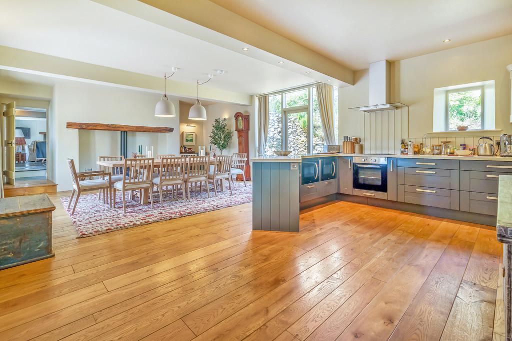 Family Dining Kitchen