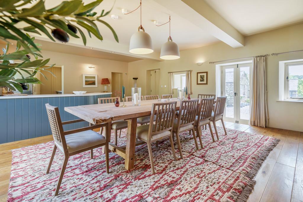 Family Dining Kitchen