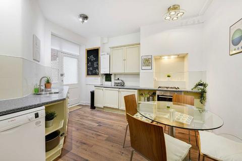 3 bedroom flat to rent, New Kings Road, London SW6