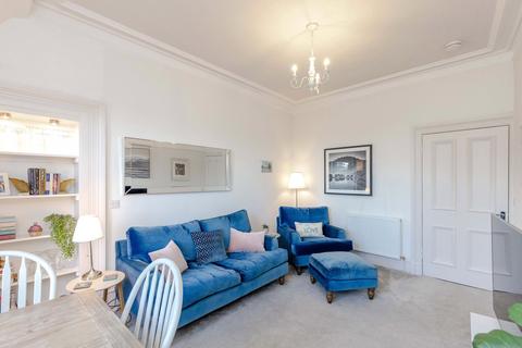 2 bedroom apartment to rent, Jeffrey Street, Edinburgh, Midlothian