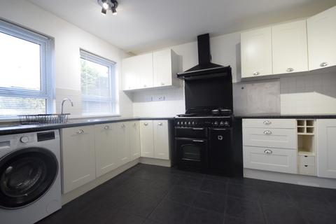 2 bedroom end of terrace house to rent, Seals Green, Kings Norton B38