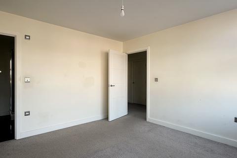 2 bedroom apartment to rent, Ashley Cross, Poole