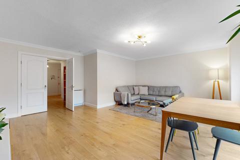 3 bedroom flat for sale, Henderland Road, Glasgow G61