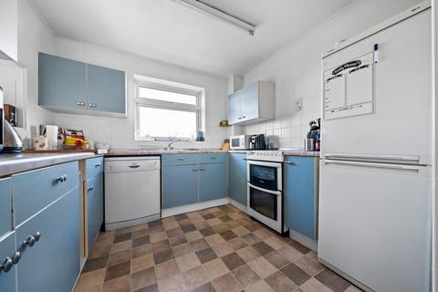 2 bedroom apartment for sale, Beddington Gardens, Wallington