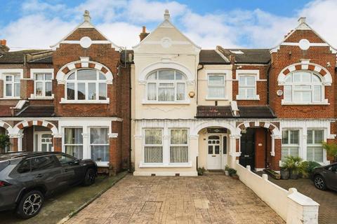 4 bedroom house for sale, Fairmile Avenue, London SW16