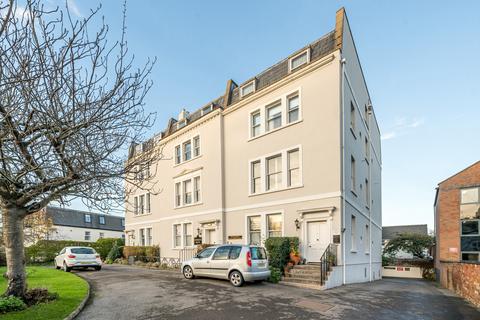 1 bedroom apartment for sale, Knapp Road, Gloucestershire GL50