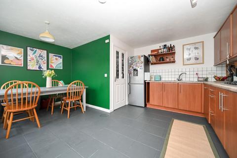 4 bedroom end of terrace house for sale, Millbank, Yeadon, Leeds