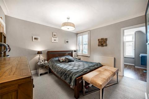 Laurel Cottage Fox Corner, Worplesdon, Guildford, GU3 3PP