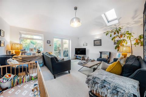 Laurel Cottage Fox Corner, Worplesdon, Guildford, GU3 3PP