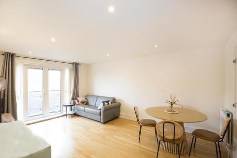 2 bedroom apartment for sale, Wadbrook Street, Kingston Upon Thames KT1