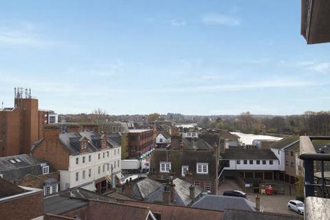 2 bedroom apartment for sale, Wadbrook Street, Kingston Upon Thames KT1