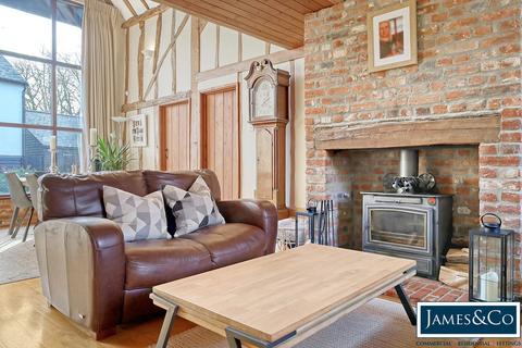 Easterlee Barn Brookend, Stebbing, Dunmow, CM6 3AA