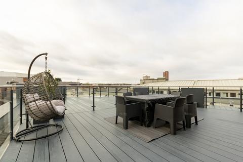 2 bedroom penthouse to rent, Lockside House, Scotland Street, Jewellery Quarter, B1