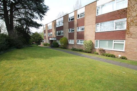 2 bedroom flat to rent, Augustus Road, Birmingham B15