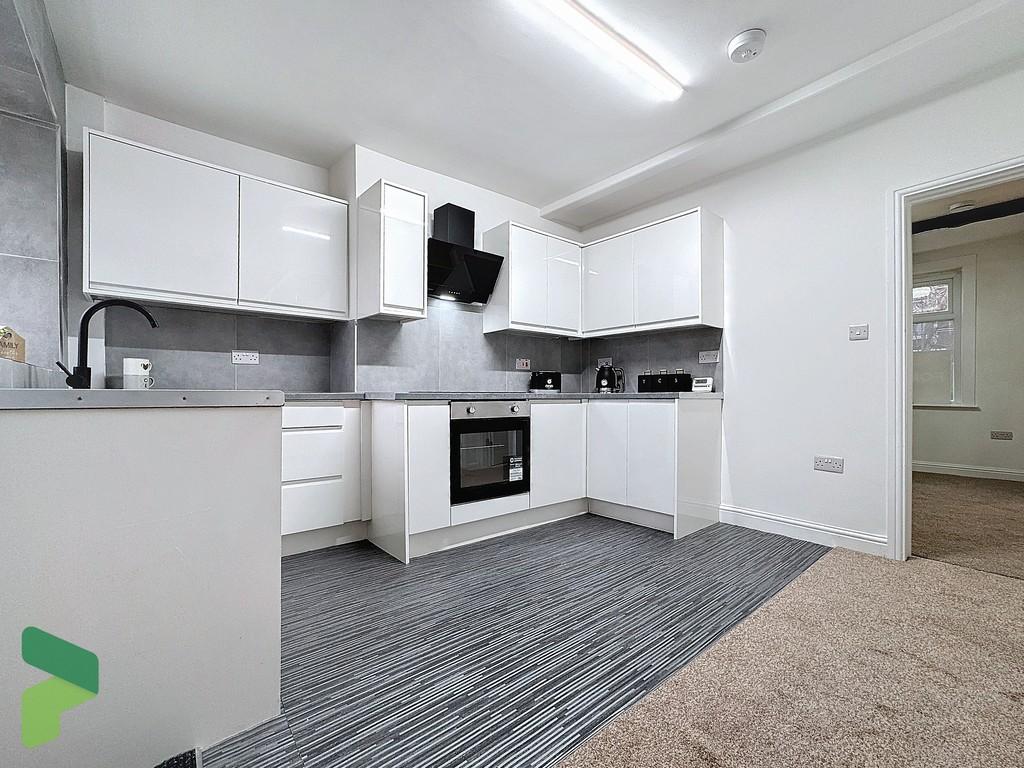 Dining kitchen
