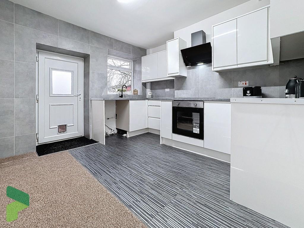 Dining kitchen