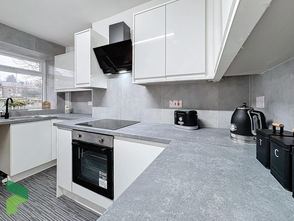 Dining kitchen