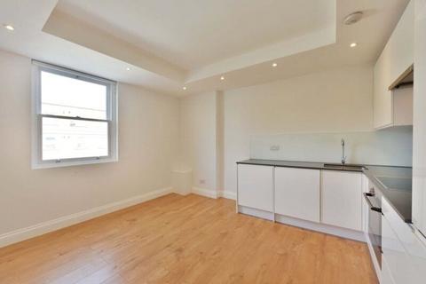 3 bedroom apartment to rent, Chippenham Road, London W9