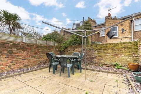 1 bedroom flat to rent, Raynham Road, London W6