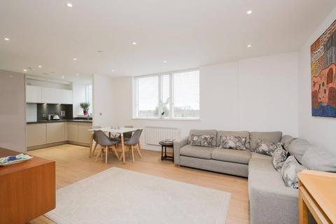 2 bedroom apartment for sale, Kinsheron Place, 2, Pemberton Road, East Molsesy, Surrey, KT8